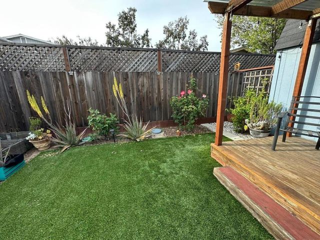 2749 Parker Avenue, Oakland, CA 94605