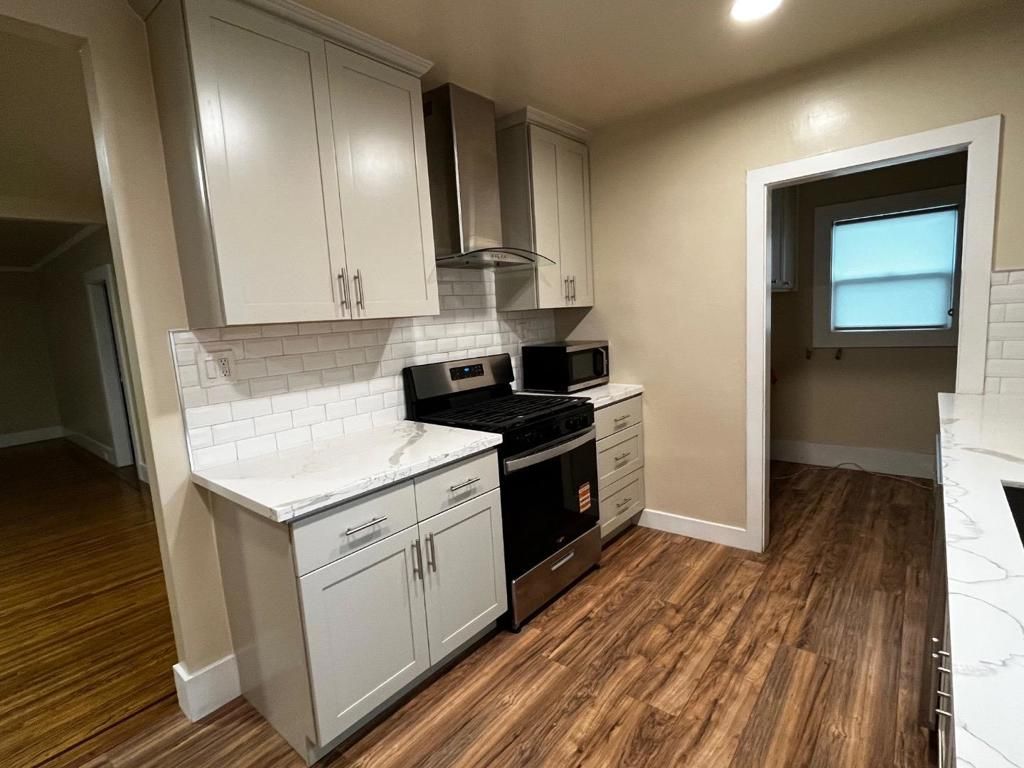 Image 12 of property listing at 2749 Parker Avenue, Oakland, CA 94605