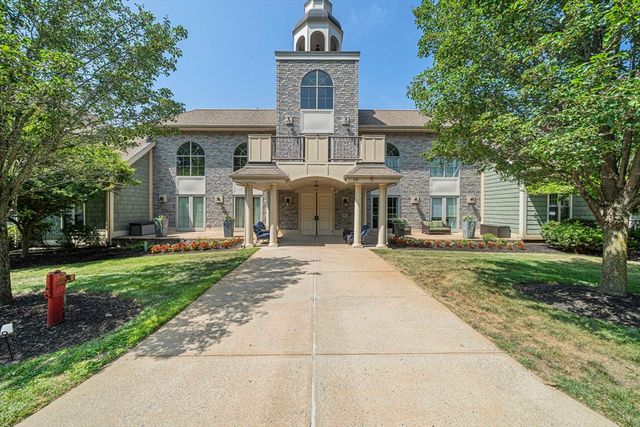 59 Walpole St 307, Canton, MA 02021