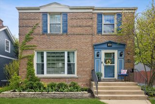 842 Forest Road, La Grange Park, IL 60526
