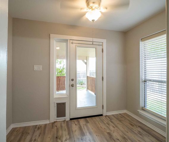 100 Linsey CV, Burnet, TX 78611