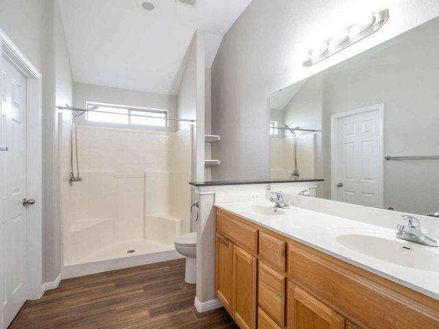 100 Linsey CV, Burnet, TX 78611