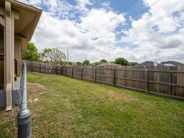 100 Linsey CV, Burnet, TX 78611
