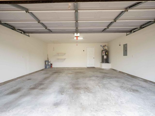 100 Linsey CV, Burnet, TX 78611