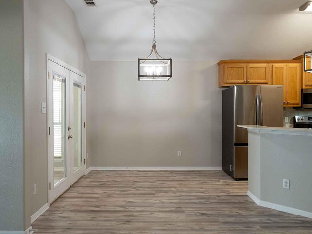 100 Linsey CV, Burnet, TX 78611