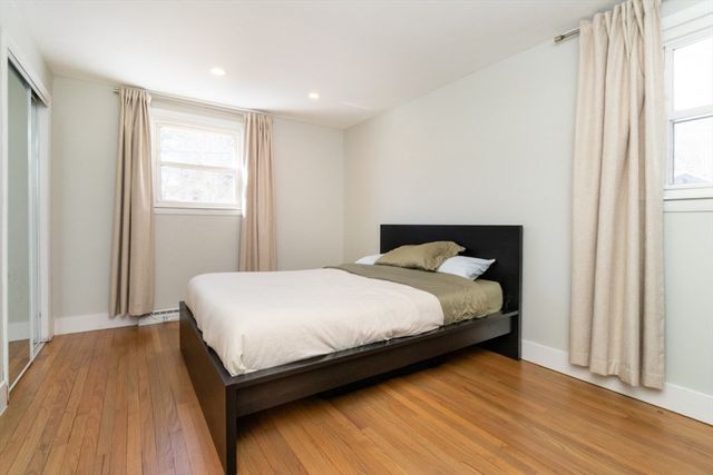 15 Hillsdale Rd, Randolph, MA 02368