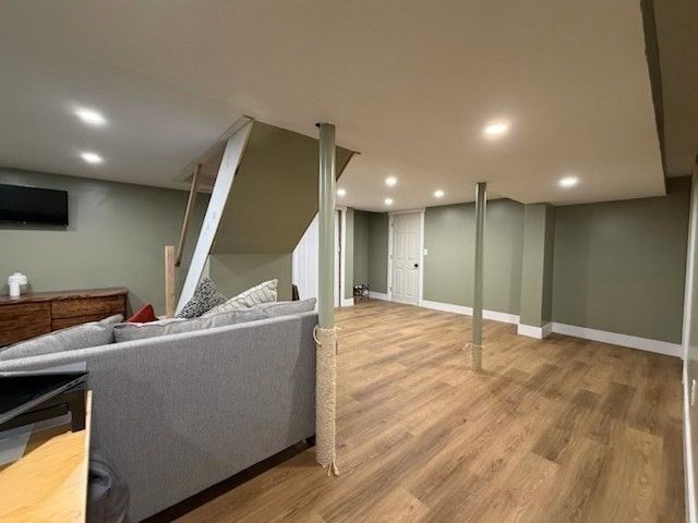 15 Hillsdale Rd, Randolph, MA 02368