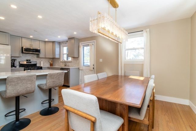 15 Hillsdale Rd, Randolph, MA 02368