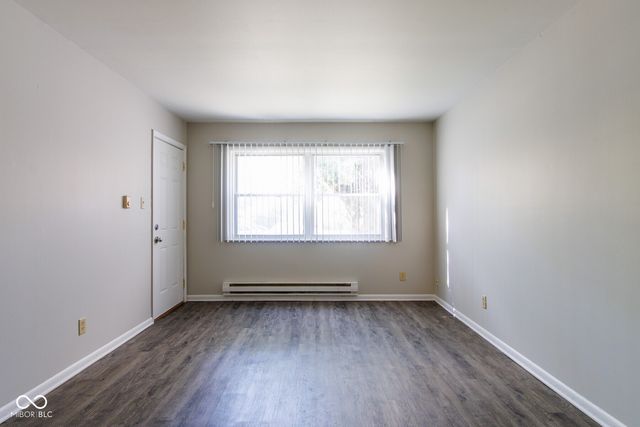 5915 Devington Road 9, Indianapolis, IN 46226