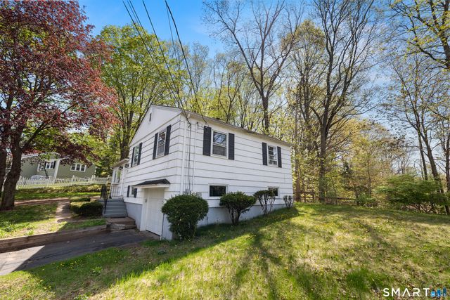 10 Brooklane Road, Southington, CT 06479