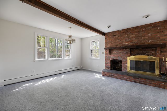 10 Brooklane Road, Southington, CT 06479