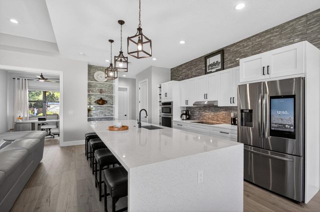 8249 SE Dharlys Street, Hobe Sound, FL 33455