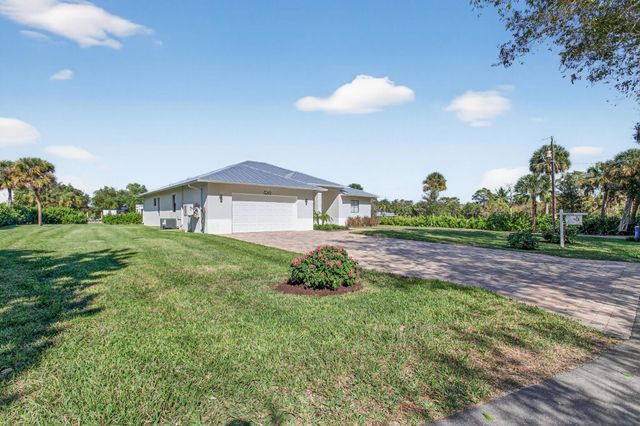 8249 SE Dharlys Street, Hobe Sound, FL 33455