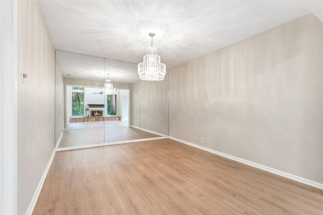 2034 Hidden Creek Drive, Kingwood, TX 77339