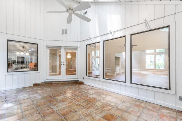 2034 Hidden Creek Drive, Kingwood, TX 77339