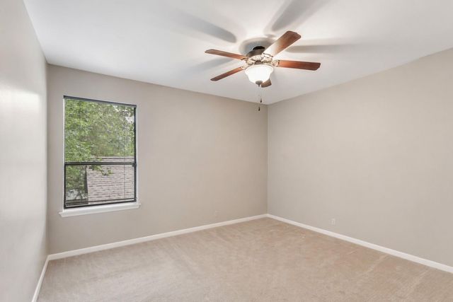 2034 Hidden Creek Drive, Kingwood, TX 77339