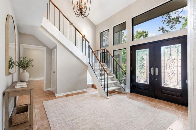 2034 Hidden Creek Drive, Kingwood, TX 77339