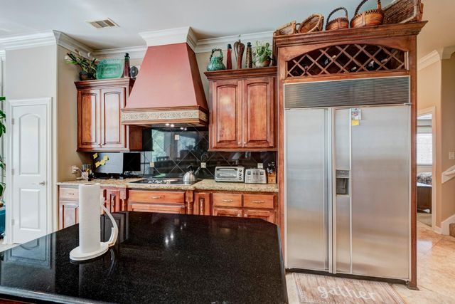 40 W Oaks Court, Montgomery, TX 77356