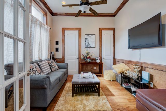 40 W Oaks Court, Montgomery, TX 77356
