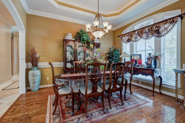 40 W Oaks Court, Montgomery, TX 77356