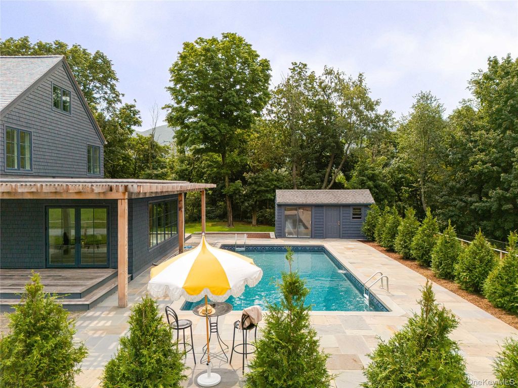 20 Dallis Place, Beacon, NY 12508 — photo 3