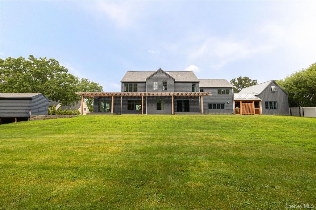 20 Dallis Place, Beacon, NY 12508 — photo 4