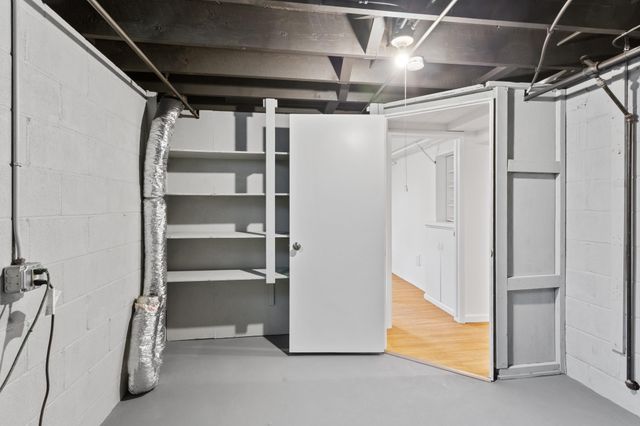 735 Warner Avenue N, Mahtomedi, MN 55115