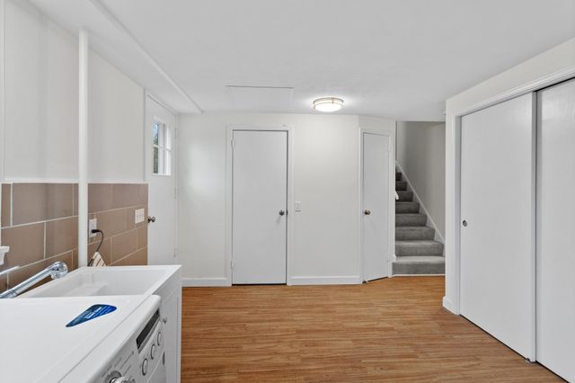 735 Warner Avenue N, Mahtomedi, MN 55115