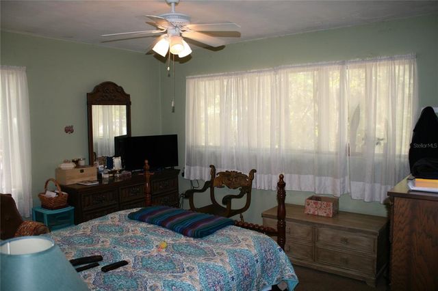 213 NW 34TH TERRACE, Gainesville, FL 32607