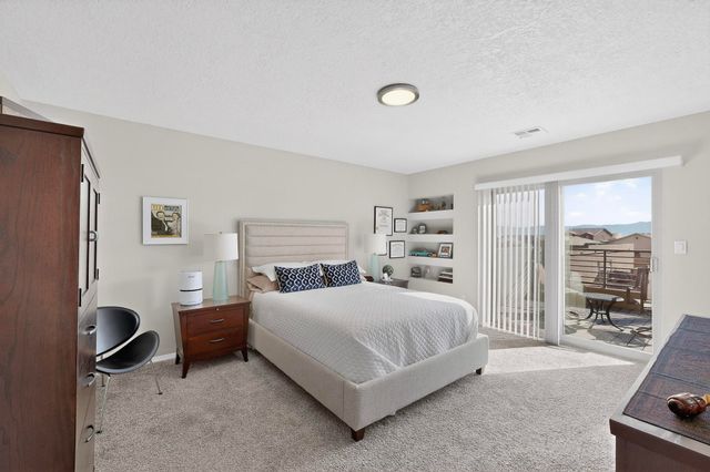 473 Wyatt Avenue SW, Los Lunas, NM 87031