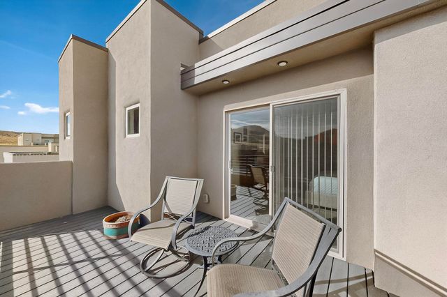 473 Wyatt Avenue SW, Los Lunas, NM 87031