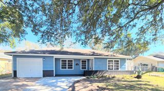 1103 W Camp Circle, La Marque, TX 77568