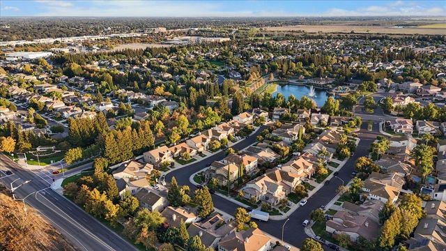 5651 Westchester Cir, Stockton, CA 95219