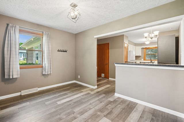 3700 23rd Avenue, Rock Island, IL 61201