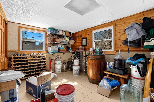742 Shore Acres Road, La Crescent, MN 55947