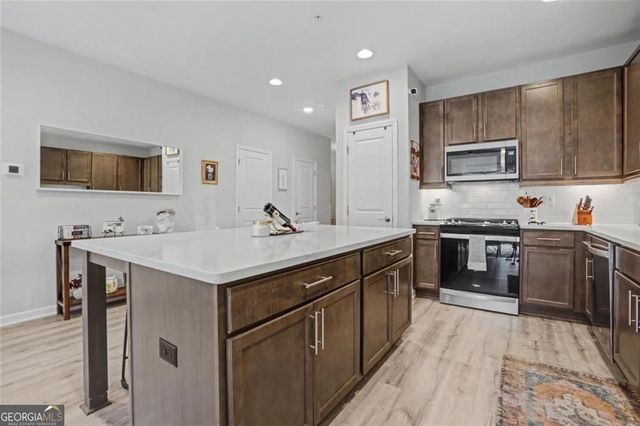 2913 Ilir Manor NW, Atlanta, GA 30318