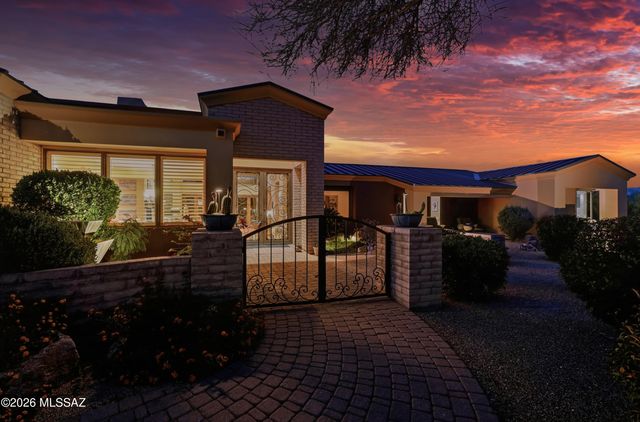 12772 N Sorrel Stallion Place, Marana, AZ 85658