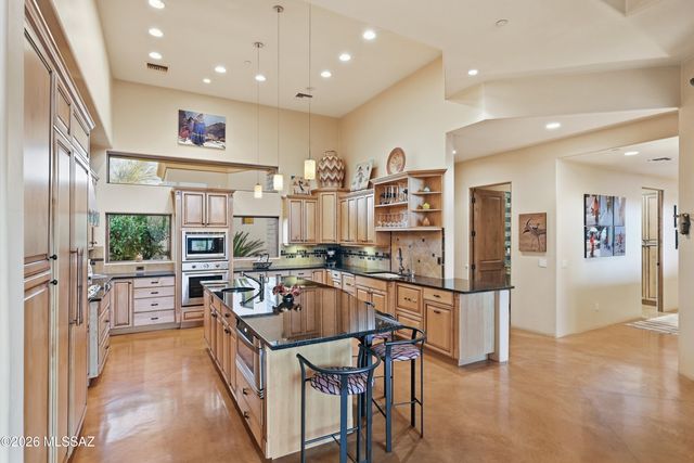 12772 N Sorrel Stallion Place, Marana, AZ 85658