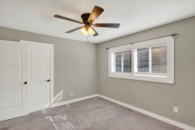 302 SW 9th St, Andrews, TX 79714