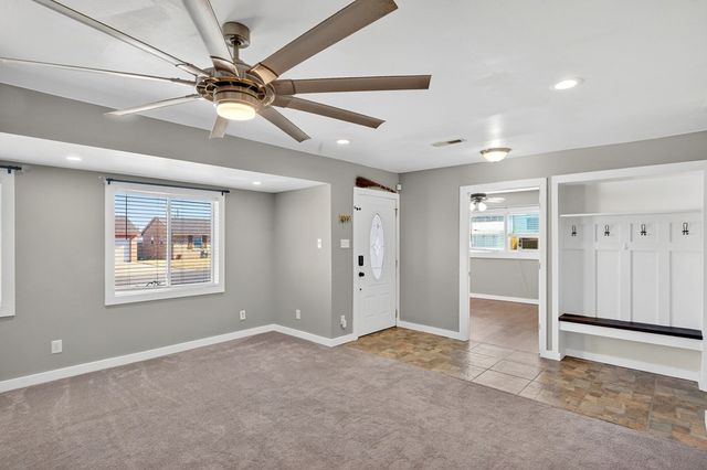 302 SW 9th St, Andrews, TX 79714