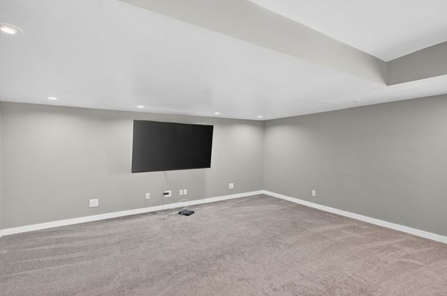 302 SW 9th St, Andrews, TX 79714