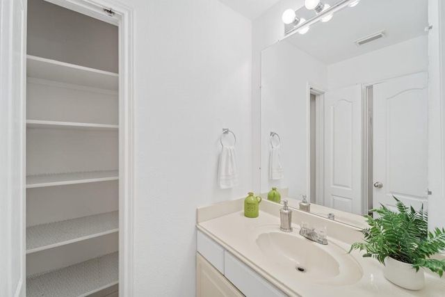 1608 Courtney LN, Cedar Park, TX 78613