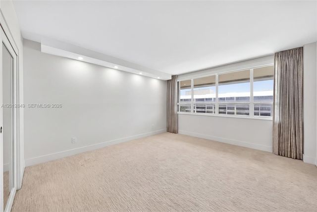 1 Grove Isle Dr A1809, Miami, FL 33133