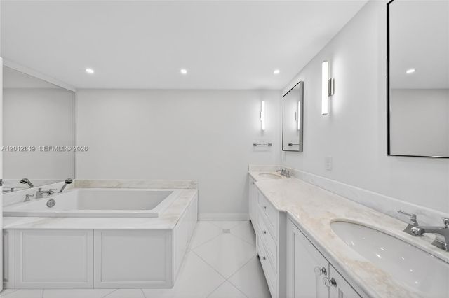 1 Grove Isle Dr A1809, Miami, FL 33133