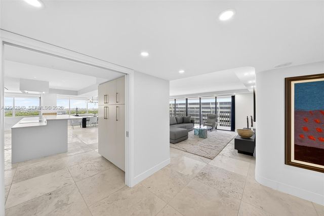 1 Grove Isle Dr A1809, Miami, FL 33133