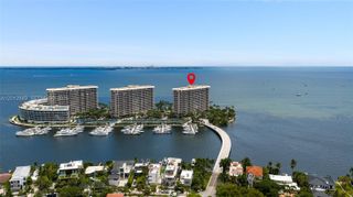 1 Grove Isle Dr A1809, Miami, FL 33133