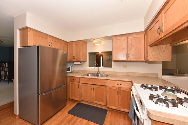 5405 N Shasta DRIVE, Glendale, WI 53209