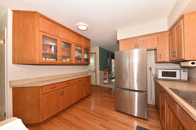5405 N Shasta DRIVE, Glendale, WI 53209