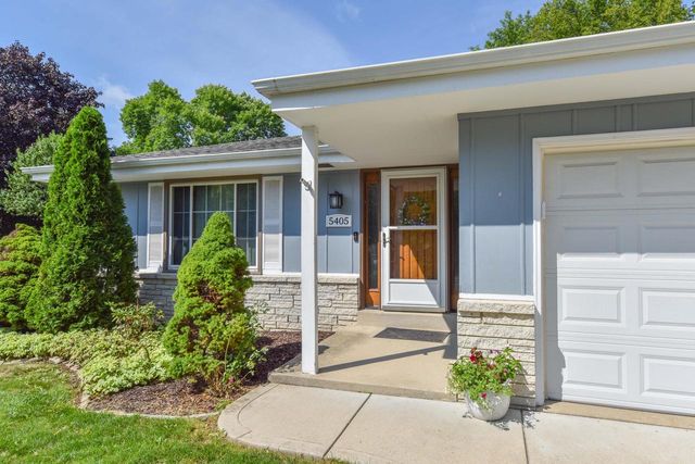 5405 N Shasta DRIVE, Glendale, WI 53209