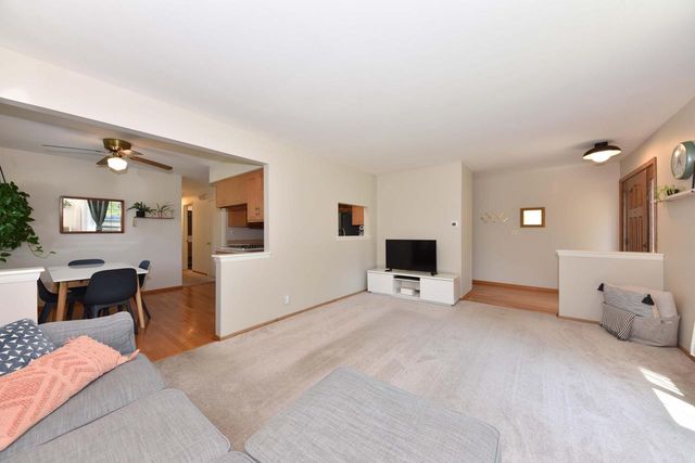5405 N Shasta DRIVE, Glendale, WI 53209